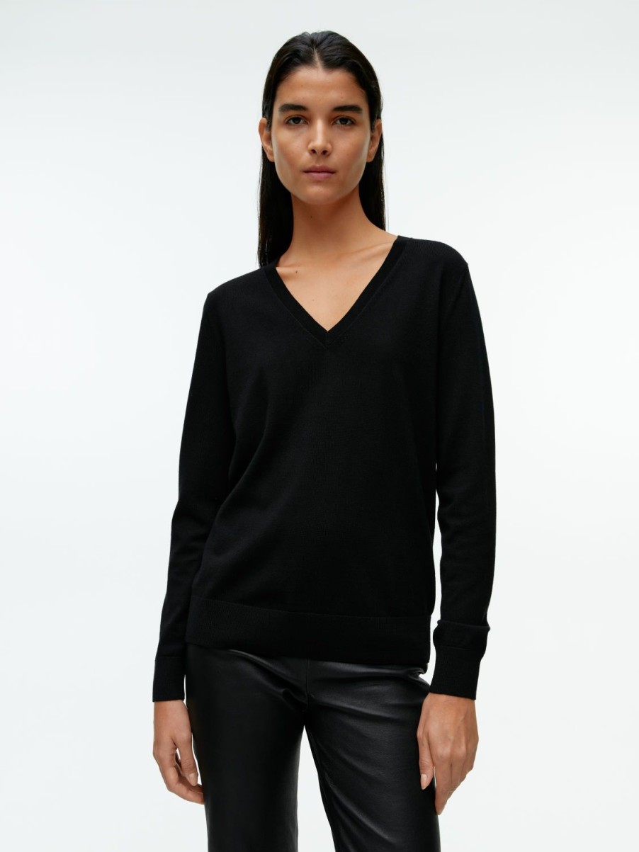 Dam Arket Stickat | V-Neck Merino Jumper